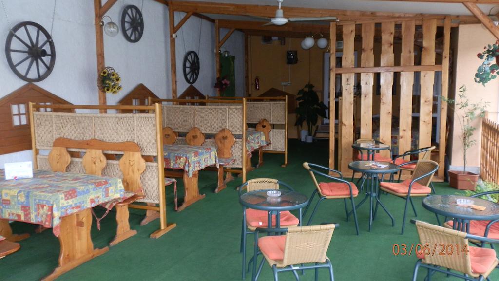 Penzion Marina Pri Slovenskej Restauracii ブレズノ 部屋 写真